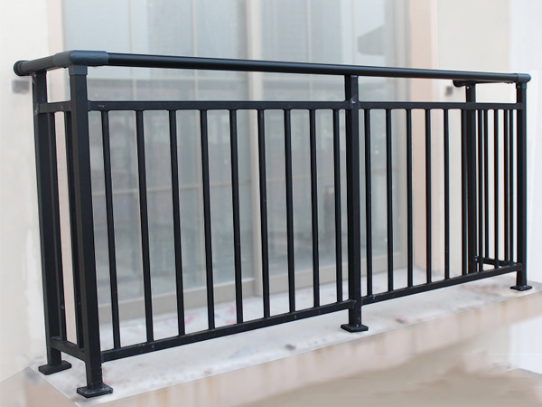 標(biāo)準(zhǔn)陽臺護(hù)欄圖片二