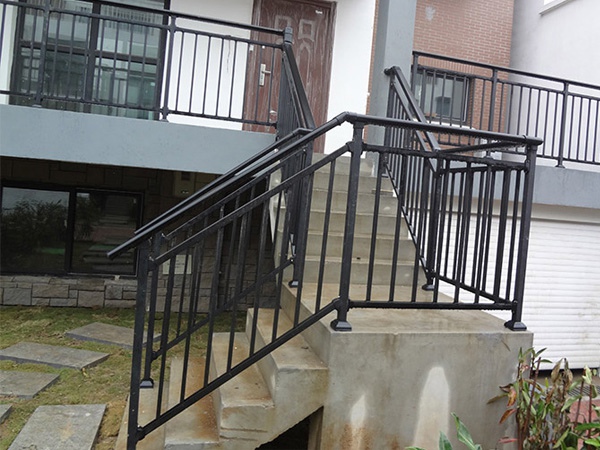 室外樓梯護欄