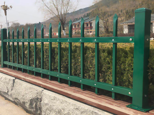 市政綠化護(hù)欄圖片