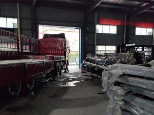 金用護(hù)欄2020年7月18日鋅鋼陽(yáng)臺(tái)護(hù)欄產(chǎn)品裝車(chē)發(fā)貨！