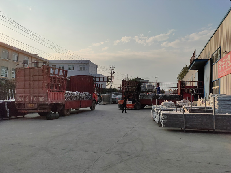 金用護欄2020年10月12日鋅鋼陽臺護欄發貨！