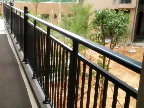 鋅鋼護欄可以用到哪些地方？