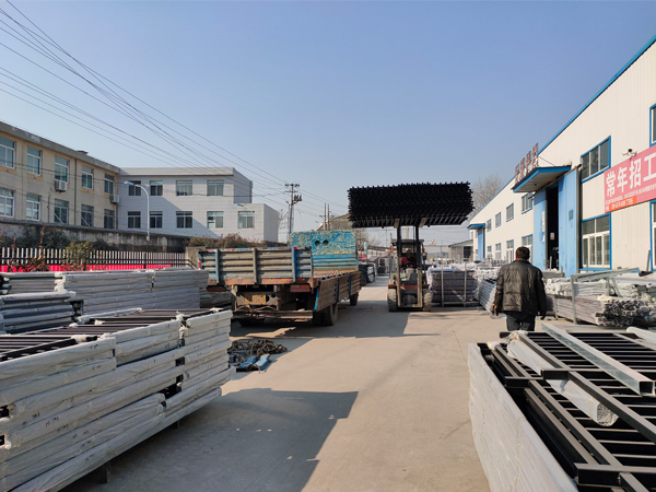 金用護(hù)欄2020年12月22日鋅鋼圍墻護(hù)欄發(fā)貨！