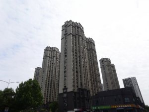 合肥春暉園小區(qū)陽臺護(hù)欄、樓梯扶手定制