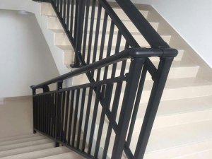 樓梯扶手如何選？