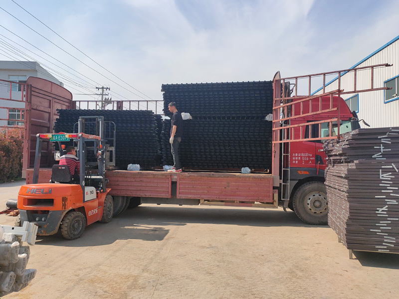 金用護欄2021年3月24日鋅鋼圍墻護欄發(fā)貨！