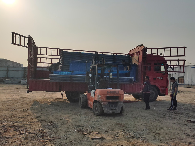 金用護(hù)欄2021年4月15日鋅鋼陽臺護(hù)欄發(fā)貨！