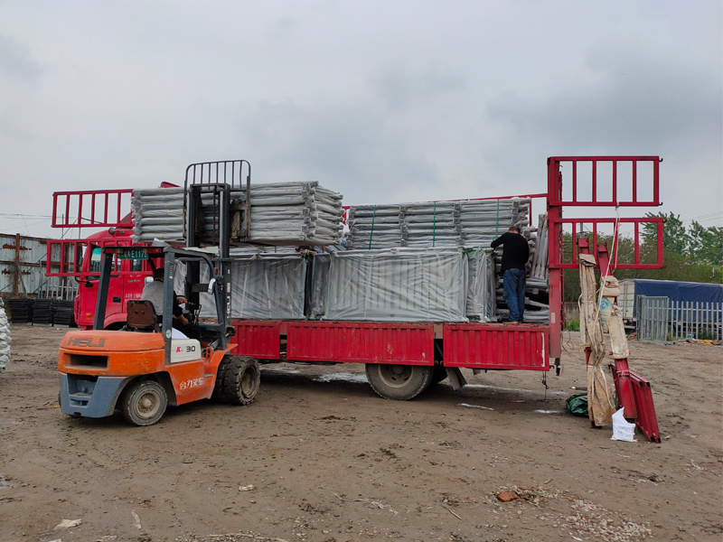 金用護欄2021年4月21日鋅鋼陽臺護欄發貨！