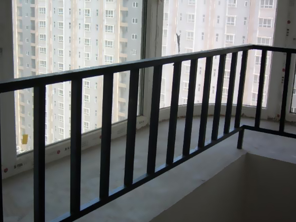 飄窗護欄用什么材質安全？