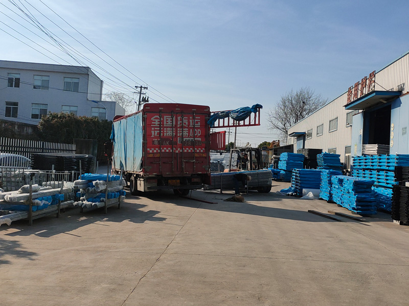 2025年3月17日鋅鋼組裝欄桿裝車發(fā)貨！