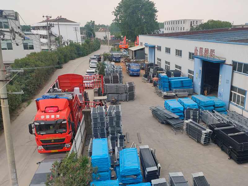 2025年6月11日鋁合金百葉窗裝車發(fā)貨！