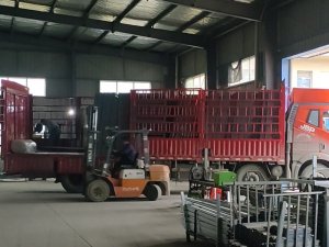 2025年9月30日鋅鋼百葉窗裝車發貨！