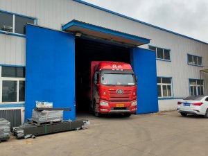 2025年10月9日鋅鋼護窗欄桿裝車發貨！